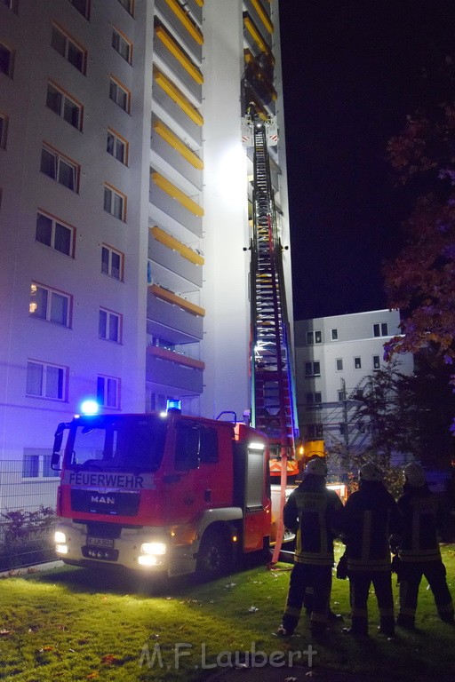 Feuer 2 Y Koeln Marienburg Raderthalguertel Mertenerstr Bonnerstr P27.JPG - Miklos Laubert